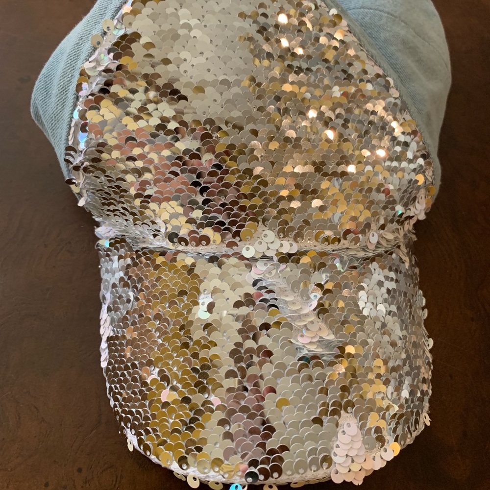 Sequin light denim Velcro back hat